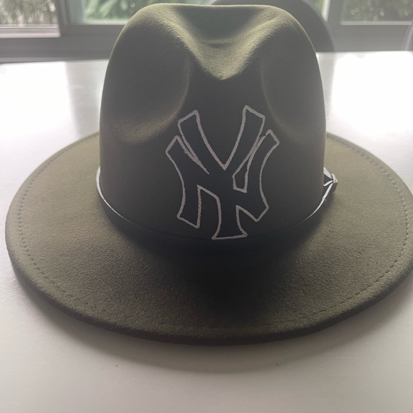 New York Logo Fedora Army Green - Picture 6 of 6